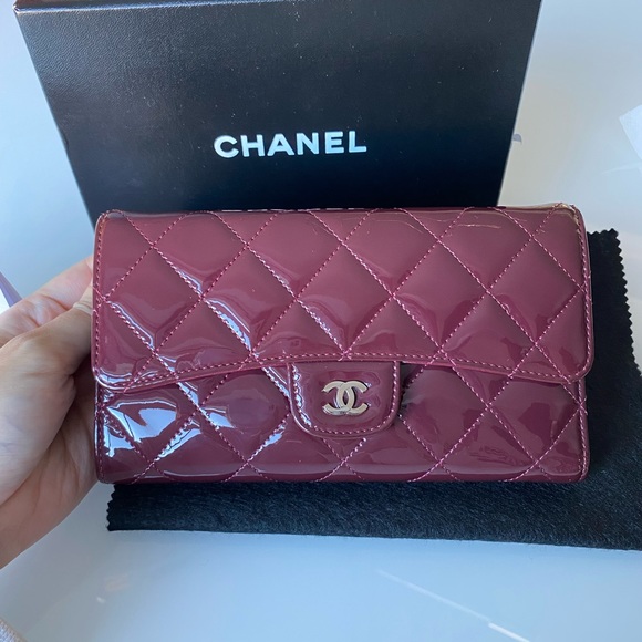 SOLD❌ Authentic Chanel Classic Flap Wallet - Picture 2 of 11